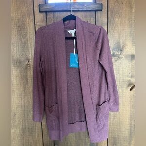 Pretty soft purple throw never been worn